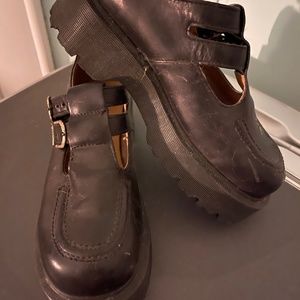 Dr. Martens women’s shoes